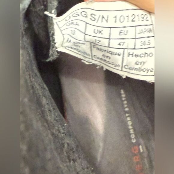 UGG Chukka Boots Mens Size 13 Freamon Black Sleek Design Leather Lace Up main image 7